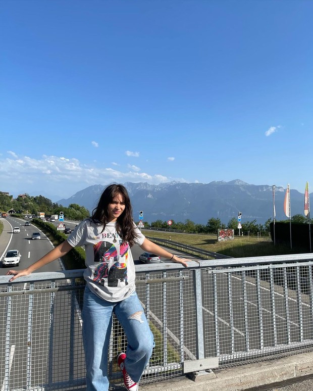 Straight Jeans/Foto: Instagram/@auroraribero Straight Jeans/Foto: Instagram/@auroraribero