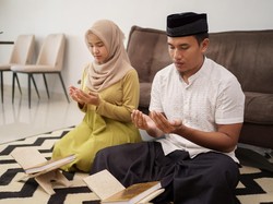 9 Adab Suami Terhadap Istri dalam Islam