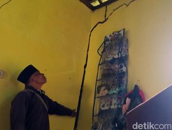 Tanah Gerak, Bangunan SD-Rumah Warga di Rakitan Banjarnegara Rusak