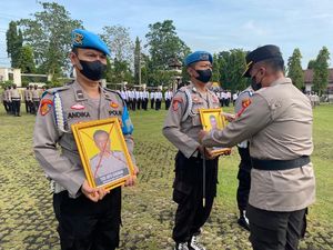 Terlibat Narkoba dan Judi, 5 Polisi di Lampung Diberhentikan Terlibat Narkoba dan Judi, 5 Polisi di Lampung Diberhentikan