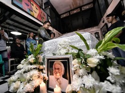 Pertemuan Terakhir Anies Baswedan dengan Remy Sylado