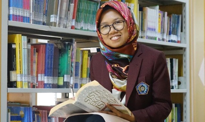 Dr Arin Setiyowati