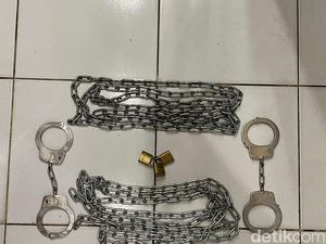 Rantai dan Kandang Anjing Saksi Bisu ART Disiksa Sadis Majikan di Jaksel Rantai dan Kandang Anjing Saksi Bisu ART Disiksa Sadis Majikan di Jaksel