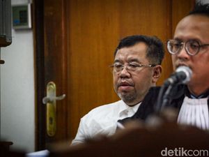 Eks Presiden ACT Divonis 3,5 Tahun Penjara di Kasus Penggelapan Dana Donasi Eks Presiden ACT Divonis 3,5 Tahun Penjara di Kasus Penggelapan Dana Donasi