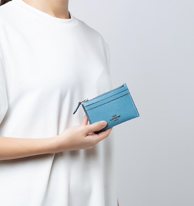 Foto: www.banananina.co.id Coach wallet/