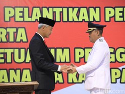 Sekretaris DPRD Jateng Urip Sihabudin Dilantik Jadi Pj Bupati Brebes