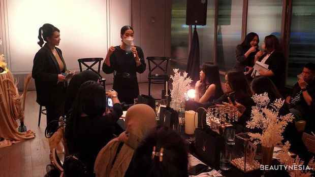 Indulge in Gold intimate gathering & experience session of pop up store YSL Beauty