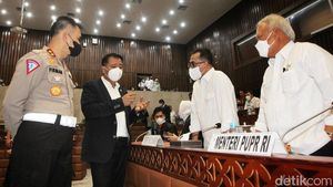 Komisi V DPR Raker Kesiapan Libur Nataru