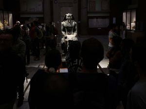 Melihat Koleksi Museum Mesir di Kairo