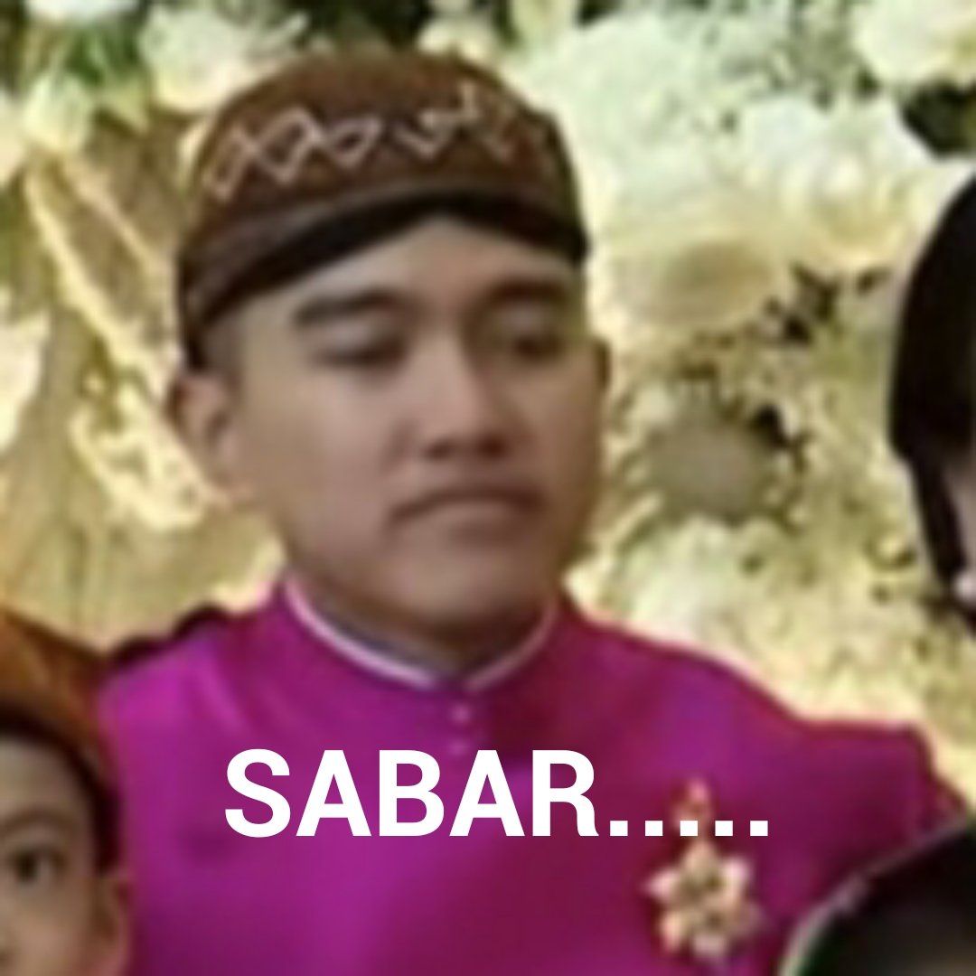 Kaesang Pangarep baru menikah dengan Erina Gudono dan disambut netizen dengan timbunan meme. Ini dia meme nikahan Kaesang dari warganet.