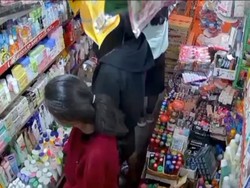 3 Gadis ABG di Tana Toraja Terekam CCTV Curi Kosmetik, Polisi Selidiki