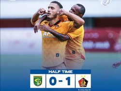 Babak Pertama: Persebaya 0-1 Persik