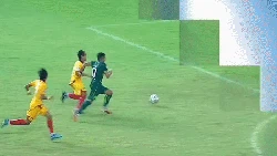 Detik-detik Kemenangan Persebaya Dirampok Wasit