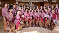 Foto: Gaya 34 Puteri Indonesia 2022 Jadi Bridesmaid Erina dan Kaesang