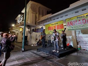 Potret Para Penghibur Jalan Malioboro