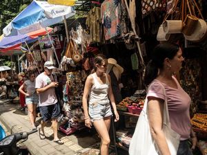 Turis Bule Banyak yang Bekerja di Bali, Serikat Pekerja: Ini Penjajahan