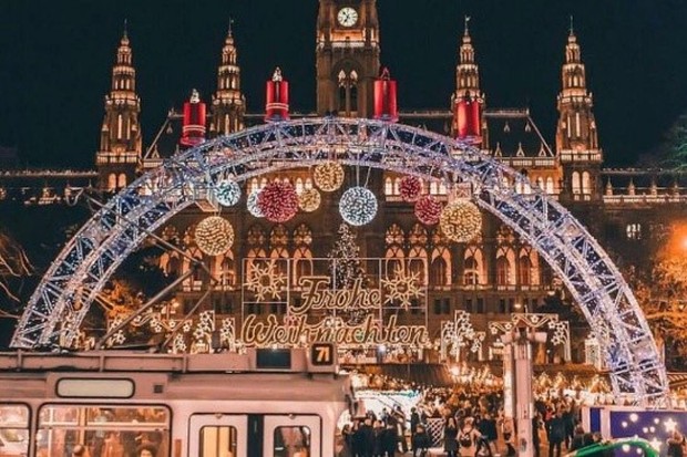 Vienna Christmas Market Nikmati cahaya lampu dan festival natal yang menyenangkan di Vienna Christmas Market