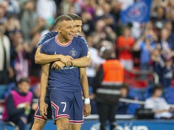 Hakimi kemudian lanjut ke PSG. Dirinya pernah merasakan main bareng Messi dan Neymar, serta Kylian Mbappe! (Getty Images)