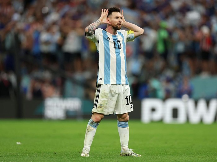 LUSAIL CITY, QATAR - DECEMBER 09: Lionel Messi of Argentina celebrates after scoring the team's second goal during the FIFA World Cup Qatar 2022 quarter final match between Netherlands and Argentina at Lusail Stadium on December 09, 2022 in Lusail City, Qatar. (Photo by Patrick Smith - FIFA/FIFA via Getty Images)