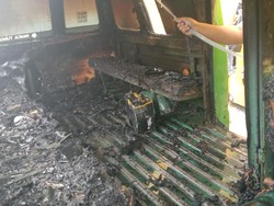 Angkot di Tamansari Bogor Terbakar, Diduga Akibat Korsleting