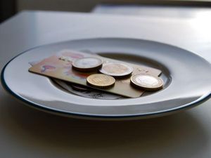 Jadi Korban Bully, Wanita Ini Balas dengan Tagihan Makan Rp 1,2 Juta