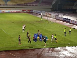 Cedera Horor Zalnando di Laga Persib Vs Dewa United