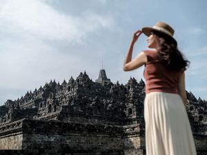 Wacana Harga Tiket Candi Borobudur Rp 100-500 Ribu Tuai Polemik Wacana Harga Tiket Candi Borobudur Rp 100-500 Ribu Tuai Polemik
