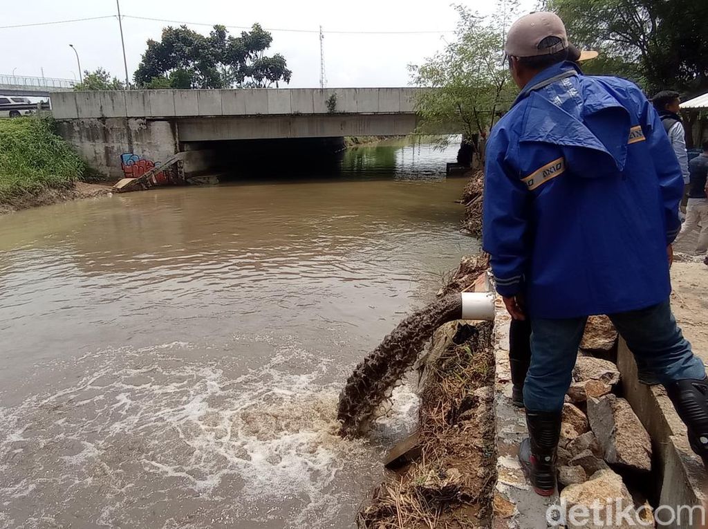 Strategi Pemkot Bandung Tanggulangi Banjir Gedebage Strategi Pemkot Bandung Tanggulangi Banjir Gedebage