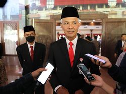 Ganjar Mau Kumpulkan Bupati-Wali Kota se-Jateng, Ini yang Akan Dibahas