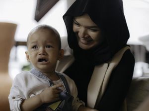 Surah Al-Ahqaf Ayat 15: Pesan Allah untuk Anak dan Sikapnya terhadap Orang Tua