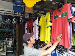 Jersey Maroko dan Argentina Paling Diburu Warga Bandung
