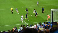 Julian Alvarez melengkapi penampilannya dengan gol kedua pada menit ke-69. Gol ini sekaligus menjadi tanda Game Over ke Kroasia. (Foto: FIFA via Getty Images/David Ramos - FIFA)
