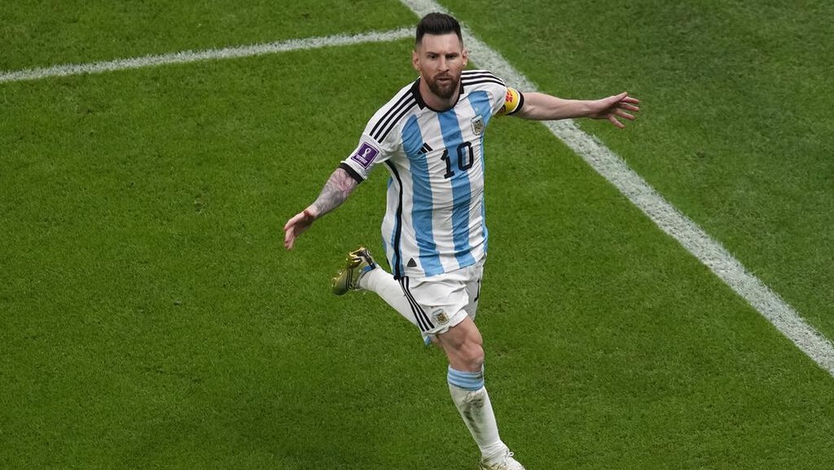 Lionel Messi terpilih sebagai Man of the Match laga Argentina vs Kroasia di semifinal Piala Dunia 2022 (Foto: AP/Thanassis Stavrakis)