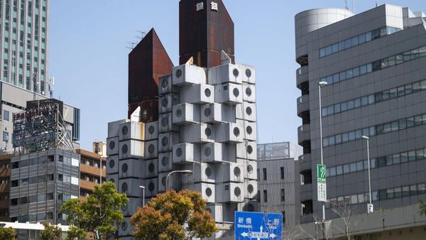 Gedung Kapsul Unik di Jepang yang Tinggal Sejarah