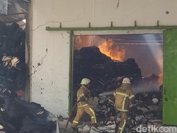 Gudang Pabrik Tekstil di Klaten Terbakar, Ini Dugaan Penyebabnya