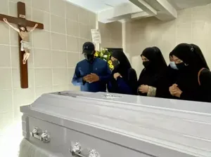 Pemilik Restoran Ajak Karyawan Muslim ke Pemakaman di Gereja untuk Belajar Toleransi