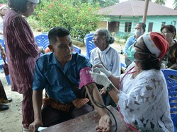 Pemkab Dairi Beri Pengobatan Gratis di Perayaaan Diakonia Natal