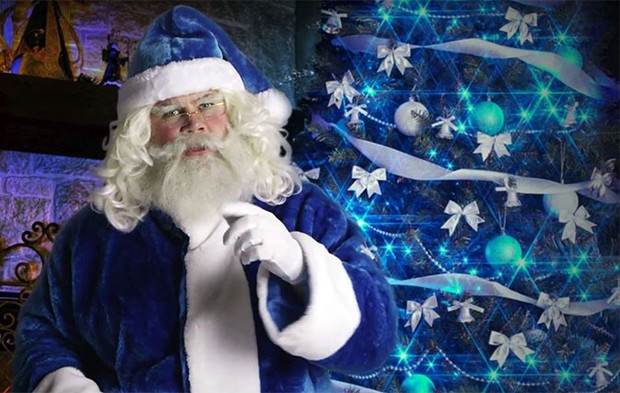 Santa Haraboji ala Korea Selatan Ciri khas santa klaus di Korea Selatan menggunakan jubah berwarna biru atau hijau