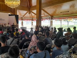 Curhat Warga Sumedang Akses Jalan Putus gegara Penggenangan Bendungan