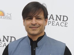 Ada yang Ingin Jadi Tuhan di Bollywood, Sok Atur Karier Orang