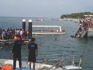 Kronologi Jembatan Ambruk di Nusa Penida yang Bikin 25 WNA Tercebur Kronologi Jembatan Ambruk di Nusa Penida yang Bikin 25 WNA Tercebur