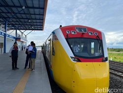 Progres Proyek Kereta Api Makassar-Parepare 2022: Beroperasi Rute Maros-Barru
