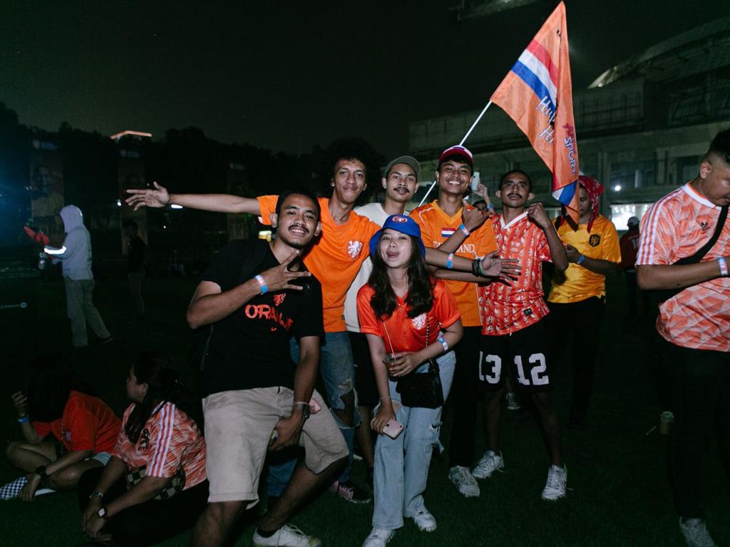 Pengalaman Luar Biasa KNVB di Indonesia