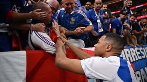 Dear Monsieur Fans... Maafkan Mbappe Sudah Bikin Dirimu Kesakitan