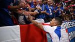 Dear Monsieur Fans... Maafkan Mbappe Sudah Bikin Dirimu Kesakitan