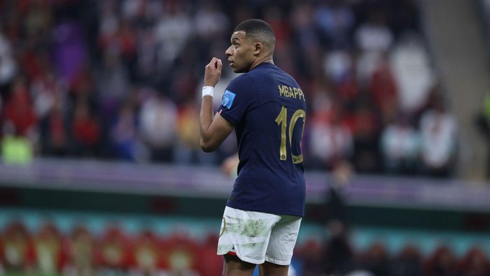AL KHOR, QATAR - DECEMBER 14: Kylian Mbappe (10) of France gestures during the FIFA World Cup Qatar 2022 semi final match against Morocco at Al Bayt Stadium on December 14, 2022 in Al Khor, Qatar. (Photo by Fareed Kotb/Anadolu Agency via Getty Images)