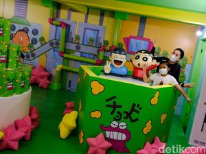 Main-main ke Kotanya Crayon Shinchan di Mal Jakarta