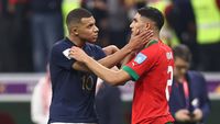 Mbappe-Hakimi Pamer Keakraban di Laga Prancis Vs Maroko