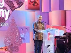 Cakep! Momen Sandiaga Pantun di Pembukaan BRILIANPRENEUR 2022