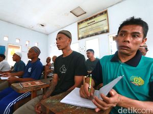Napi di Lapas Gorontalo Belajar Baca Tulis dan Berhitung Napi di Lapas Gorontalo Belajar Baca Tulis dan Berhitung